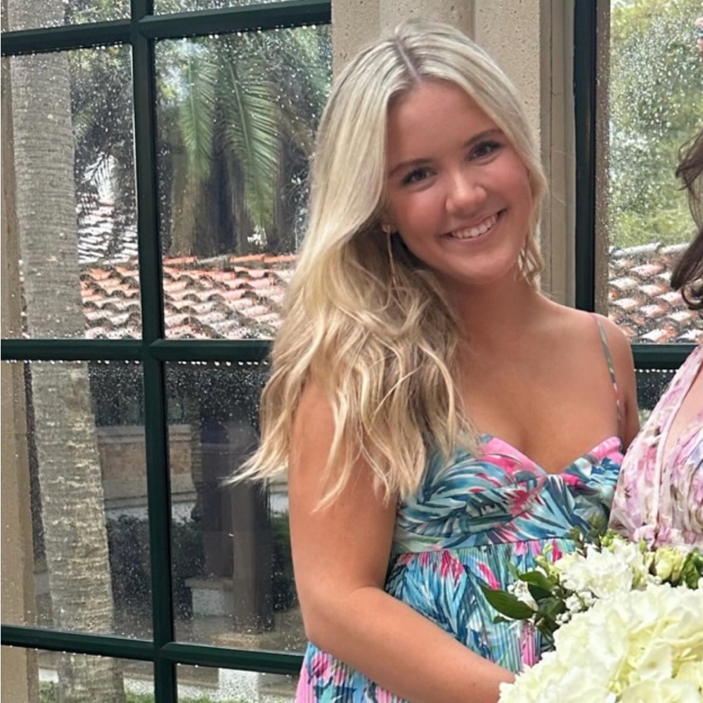 Meet your Posher, Ella